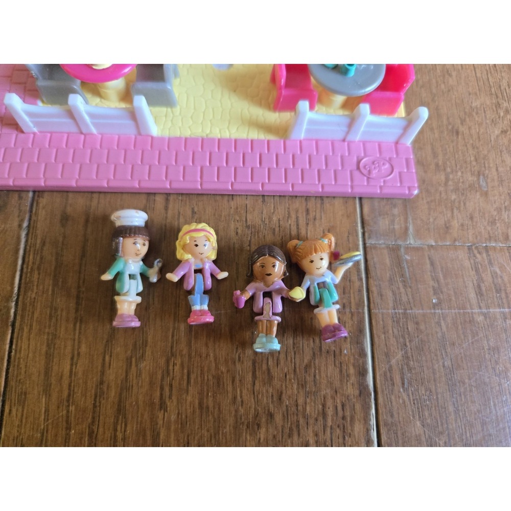 Polly Pocket Vintage 1993 Bluebird Toys Light Up Pizzeria Pizza Parlor Complete - Picture 6 of 6
